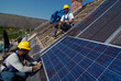 © morane - poseurs de panneaux solaires