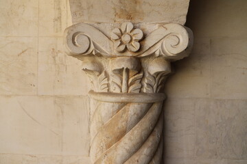 Wall Mural - detail of a fountain in the city