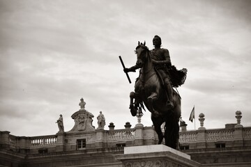 Sticker - Madrid Royal Palace Felipe IV statue