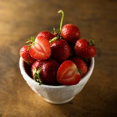 Poster - Fresh strawberry in a white bowl