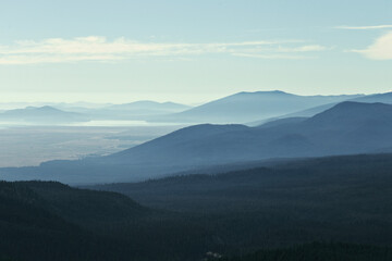 Wall Mural - mountains in the fog