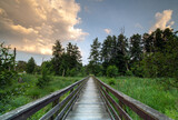 Fototapeta Fototapety z mostem - Drewniany stary most w parku