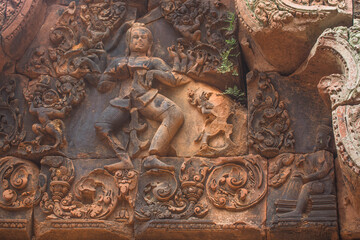 The pattern carvings on the arch of the Banteay Srei, another of Cambodia's most beautiful Khmer castles