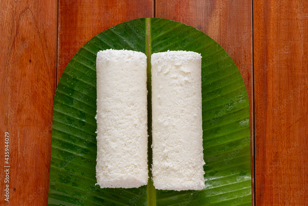 Putta Rice WHITE RICE PUTTU _banana leaf Stock Photo | Adobe Stock