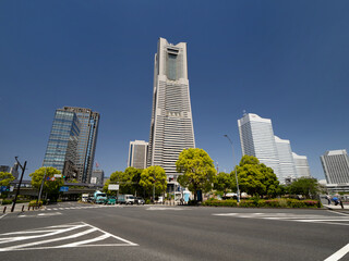 Fototapete - みなとみらい地区と横浜ランドマークタワー