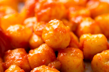 Gnocchi di patate conditi con sugo, Cucina Italiana 