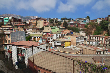 Sticker - The view on the hill with vintage houses in Valparaiso, Pacific coast, Chile