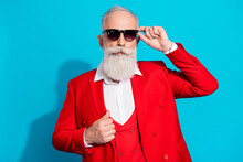 Photo Portrait Stylish Old Man Wearing Glasses Red Suit Isolated Bright Blue Color Background