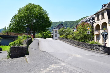 Canvas Print - Brückenauffahrt Piesport an der Mosel