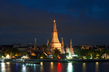 Wat Arun Night View Temple In Bangkok, Thailand