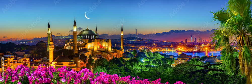 Illuminated Hagia Sophia - obrazy, fototapety, plakaty 