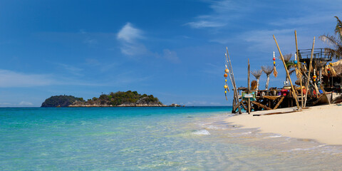 Canvas Print - white sand beach in the  andaman sea 