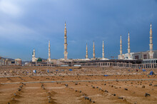 Awesome Shots Of Jannat Al Baqi Along With The Green Dome

