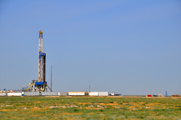 Wall Mural - The onshore drilling rig