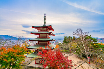 Canvas Print - Autum scenery of Japan landmark. Chureito pagoda near Fuji mountain 