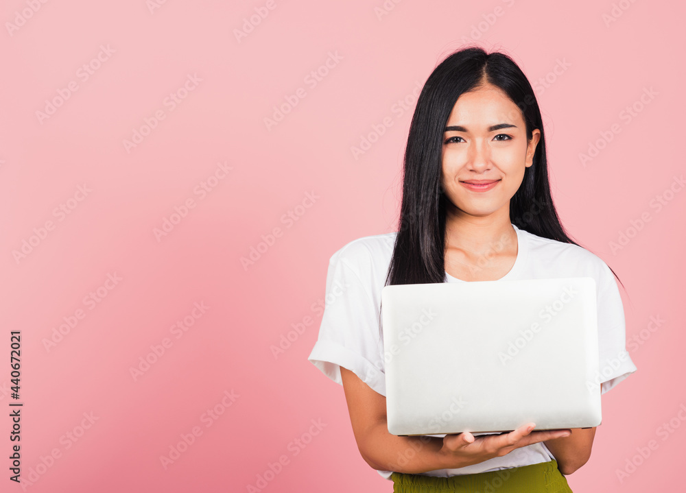 Portrait of happy Asian beautiful young woman confident smiling face ...