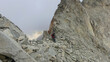 © Tonikko - Paso de la Maladeta antes del Glacial y  durante la ascensión al Aneto en Pirineos.