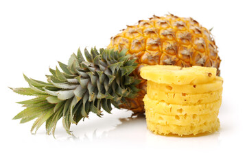 Wall Mural - Pineapple on white background 