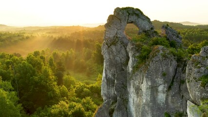 Canvas Print - Limestone rock on Jura Krakowsko-Czestochowska in Poland. Okiennik Wielki rock	