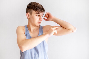 Canvas Print - Young Man Muscle Flexing