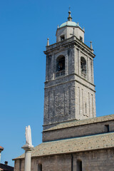 Fototapete - Basilica di San Giacomo - Bellagio
