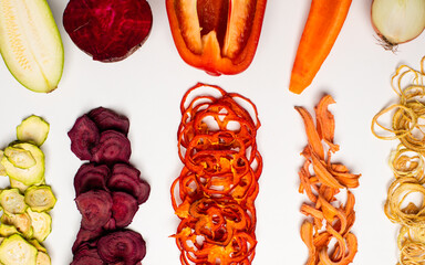 Canvas Print - The slices of various dried vegetables as a snack for vegetarians