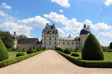 A l'entrée du château de Valençay 