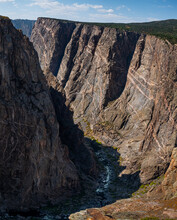 The river bends along the Chasm View Trail Black Canyon of the Gunnison North Rim
