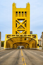 Tower Bridge Road Into Downtown Sacramento