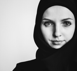 Canvas Print - Close up of islamic woman portrait