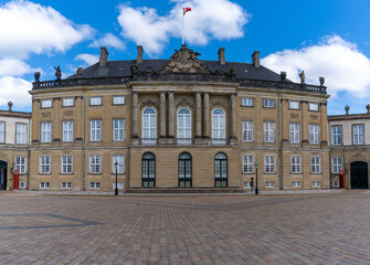 Wall Mural - view of the Amalienborg Palace in Copenhagen