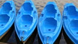 niebieskie kajaki kayak