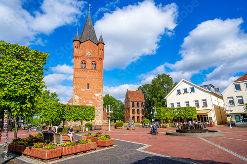 Marktplatz, Sankt Petri Kir...