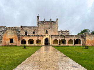 Canvas Print - Convent of San Bernardino of Siena - Valladolid, Mexico