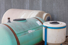 Plastic Barrels Used For Storing Agricultural Chemical Fertilizers