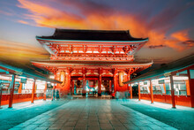 Sights Of Tokyo, Japan. Asakusa Tourist Area. Weather And Souvenir Shops In Asakusa. Buddhist Temple In The Evening. Streets Of Tokyo. Buddhist Temples Of Japan. Sensoji. Tourism In East Asia