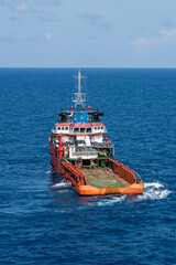 Wall Mural - Sea tow in the high sea