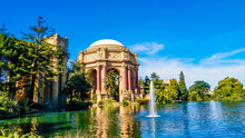 Beautiful Shot Of The Palace Of Fine Arts In San Francisco
