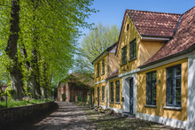Germany, Schleswig-Holstein, Petersdorf, Empty Village Alley