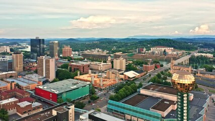 Fototapete - Aerial view of Knoxville, Tennessee skyline on a late afternoon, with forward camera motion. Knoxville is the county seat of Knox County in the U.S. state of Tennessee.