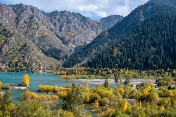 Wall Mural - lake in the mountains