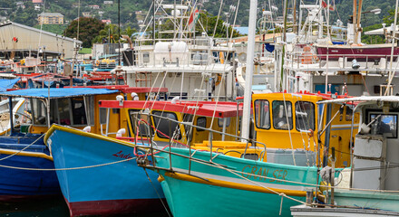 Canvas Print - Mahe harbor