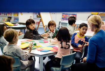 Wall Mural - Happy kids at elementary school