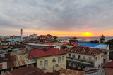 Fototapeta Do pokoju - stone yown zanzibar rooftop sunset horizon