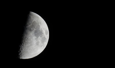 Wall Mural - half moon seen with telescope