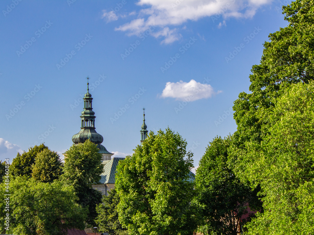 Obraz na płótnie Wieża kościelna w Olsztynie k. Częstochowy w salonie
