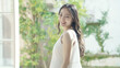 © metamorworks - 踊る女性　健康　ヘルスケア　ライフスタイルイメージ