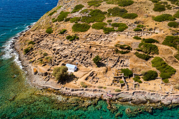 Canvas Print - Aerial view of ancient Minoan ruins on an island (Mochlos, Crete, Greece)