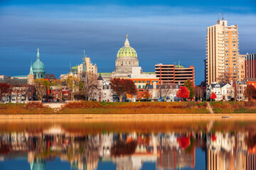Fototapete - Harrisburg, Pennsylvania, USA skyline on the Susquehanna River.