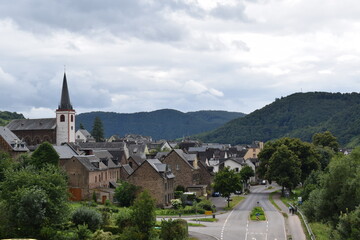 Wall Mural - Bruttig-Fankel im Regensommer 2021